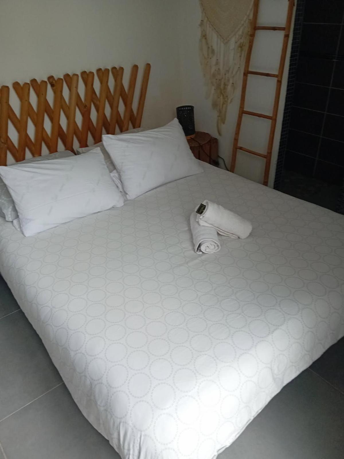 Gites Chez Stephanie Au Calme Martigues Εξωτερικό φωτογραφία